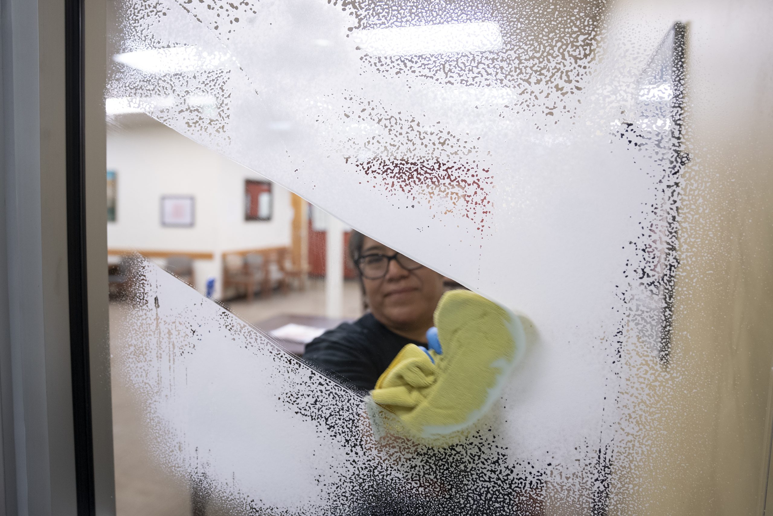 commercial window cleaning - interior 